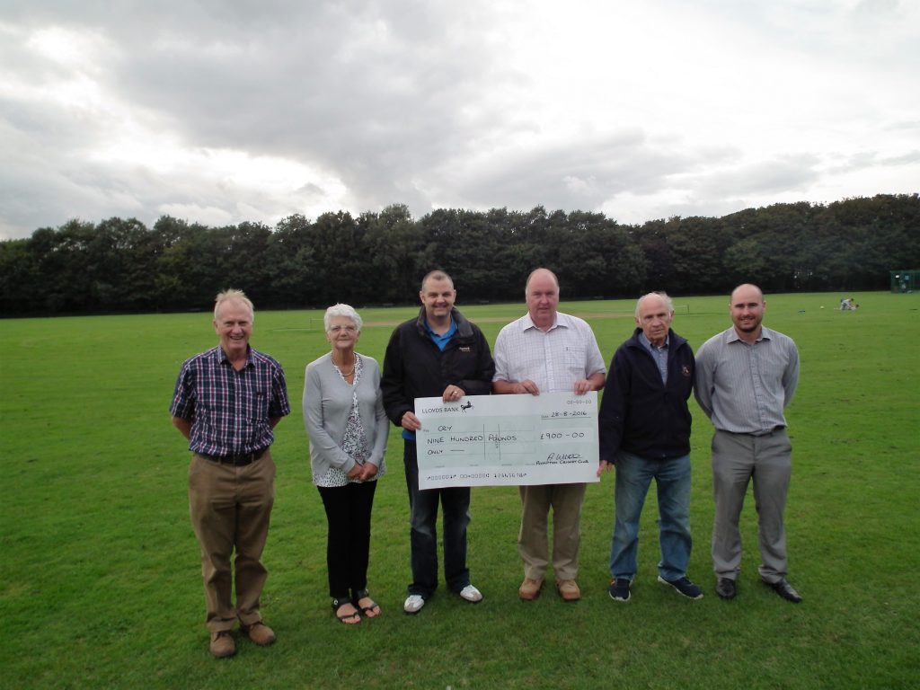 Handing over the cheque to Steve Wilson who sadly lost a son a few years back. From left to right : Dave Loynes (Plympton CC Treasurer) Marlene Walter (one of the 5 ladies that did all the cooker etc on the day) Myself (Organiser) Steve Wilson, Bev Walter (Scorer) and Wayne Wilson (Steve's son)