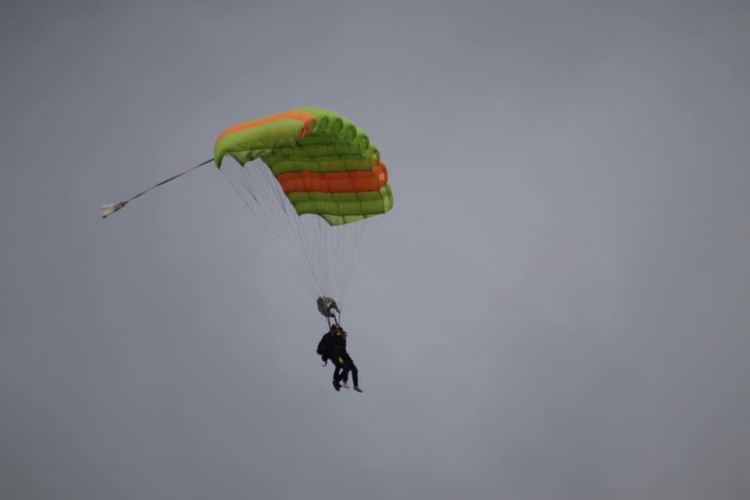 skydive3.png